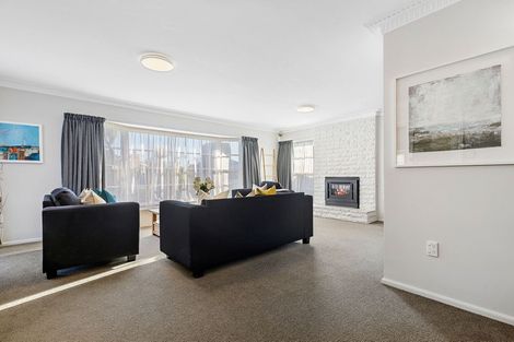 Photo of property in 2 Skye Place, Burnside, Christchurch, 8053
