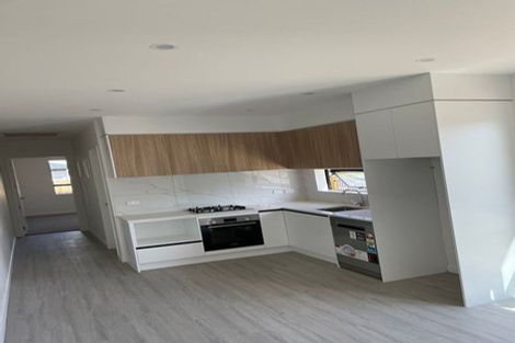 Photo of property in 2 Cutfield Lane, Kumeu, 0810