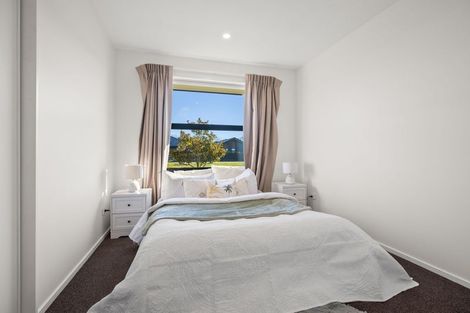 Photo of property in 1 Woodford Avenue, Woodend, 7610