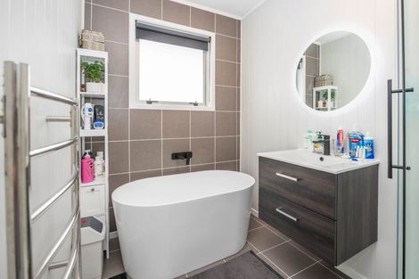 Photo of property in 56 Karen Crescent, Dinsdale, Hamilton, 3204