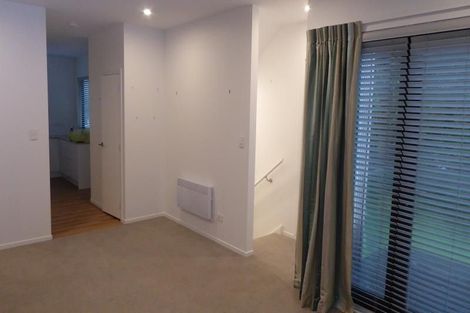 Photo of property in 4f Regent Street, Newtown, Wellington, 6021