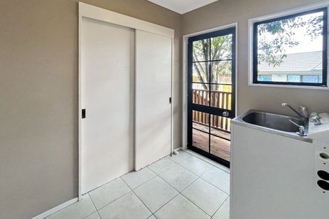 Photo of property in 91 Pacific Drive, Fitzherbert, Palmerston North, 4410