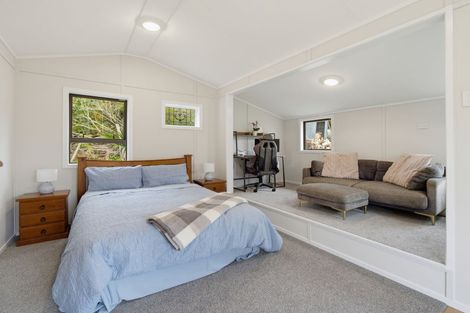 Photo of property in 43 Pahi Road, Paparoa, 0571