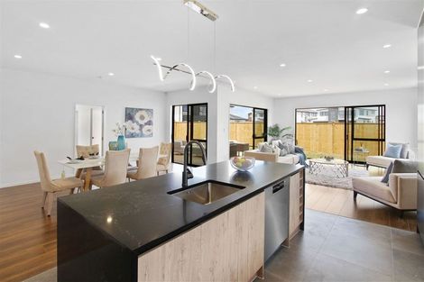 Photo of property in 13 Kaitiaki Drive, Clarks Beach, 2122