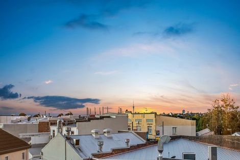 Photo of property in 5/1a Haverstock Road, Sandringham, Auckland, 1025