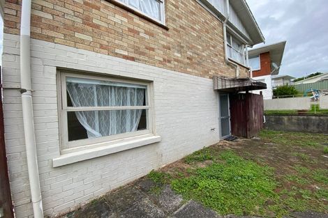 Photo of property in 7a Fairlea Road, Te Atatu South, Auckland, 0610