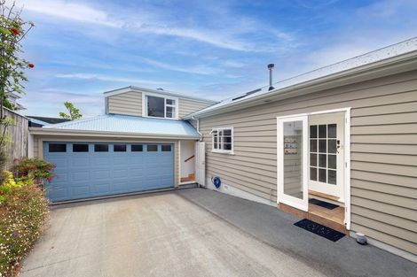 Photo of property in 100 Messines Road, Karori, Wellington, 6012