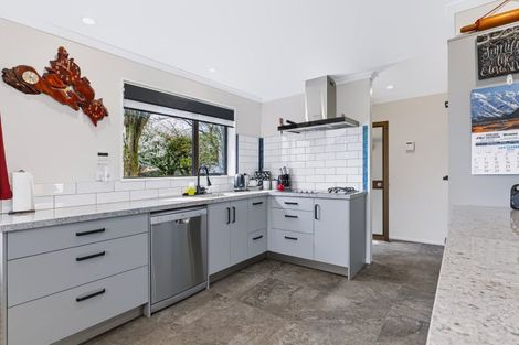 Photo of property in 15 Olivia Street, Stratford, 4332