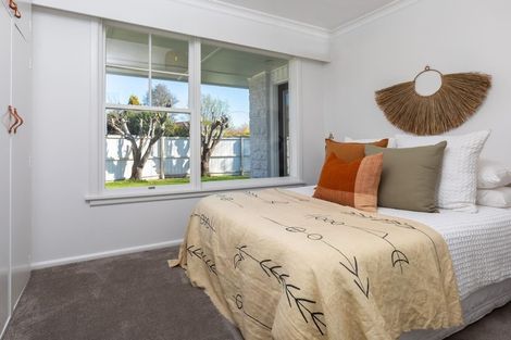 Photo of property in 298 Avonhead Road, Ilam, Christchurch, 8041