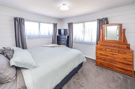 Photo of property in 110 Hinau Street, Castlecliff, Whanganui, 4501