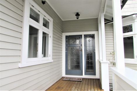 Photo of property in 194 Knights Road, Hutt Central, Lower Hutt, 5011