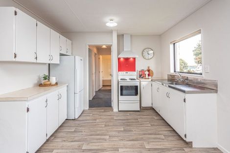 Photo of property in 87 Cornfoot Street, Castlecliff, Whanganui, 4501