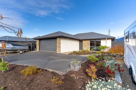 Photo of property in 13 Copperfield Close, Mosgiel, 9024