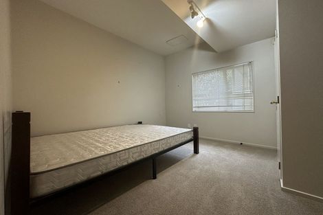 Photo of property in 5 Balmain Road, Birkenhead, Auckland, 0626