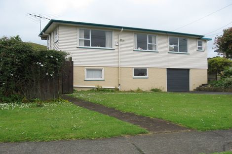 Photo of property in 109 Wallace Road, Mangere Bridge, Auckland, 2022