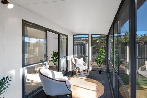 Photo of property in 2/65 Northgate, Strandon, New Plymouth, 4312