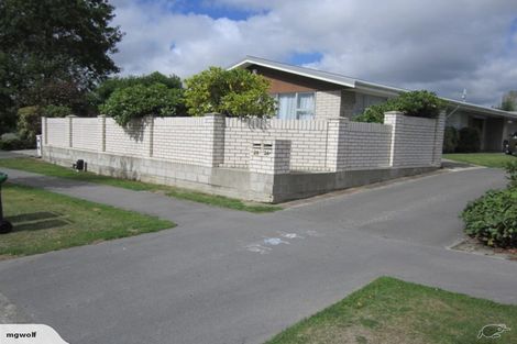 Photo of property in 1/24 Toorak Avenue, Avonhead, Christchurch, 8042