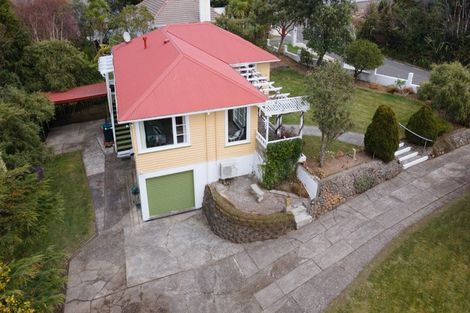 Photo of property in 1 Tainui Terrace, Tawa, Wellington, 5028