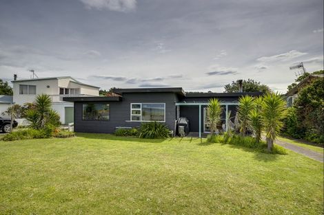 Photo of property in 260 Whirinaki Road, Eskdale, Napier, 4182