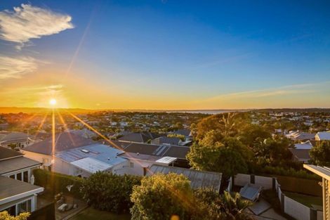 Photo of property in 2c Turakina Street, Merrilands, New Plymouth, 4312