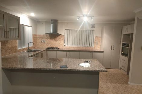 Photo of property in 1 Tavua Lane, Ranui, Auckland, 0612