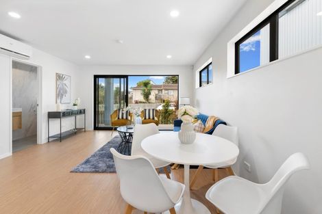 Photo of property in 28a Cape Road, Mangere, Auckland, 2022