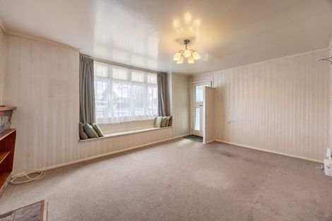 Photo of property in 46 Titirangi Road, New Lynn, Auckland, 0600