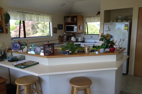 Photo of property in 1/3 Fayette Place, Te Atatu South, Auckland, 0610