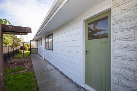 Photo of property in 90 Warwick Street, Feilding, 4702