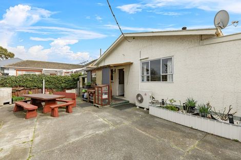 Photo of property in 60 Smith Street, Woolston, Christchurch, 8062
