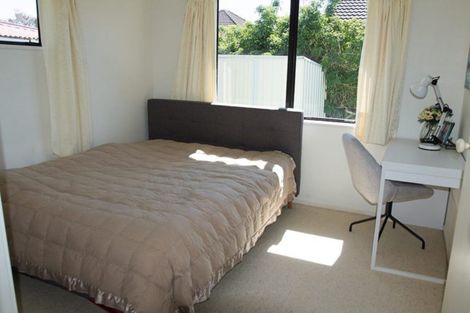 Photo of property in 2/11 Bauchop Road, Waterloo, Lower Hutt, 5011