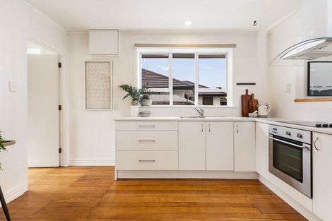 Photo of property in 40 Vancouver Crescent, Wainoni, Christchurch, 8061