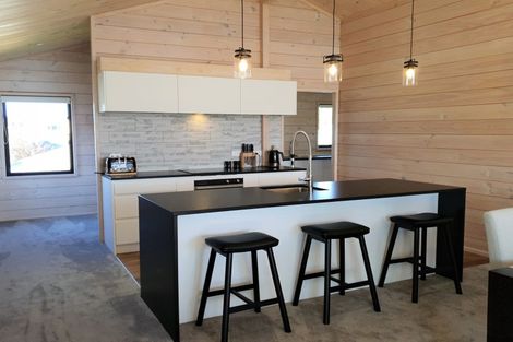 Photo of property in 4 Grand Vista Lane, Kinloch, Taupo, 3377