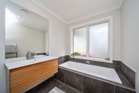 Photo of property in 1199 Egmont Road, Egmont Village, New Plymouth, 4372