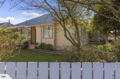 Photo of property in 5 Rumgay Street, Fairfield, Lower Hutt, 5011