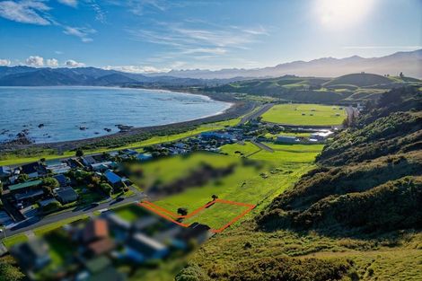 Photo of property in 16 Kotare Place, South Bay, Kaikoura, 7300
