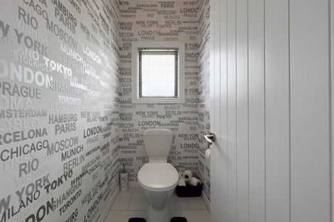 Photo of property in 17 Raeburn Avenue, Otatara, Invercargill, 9879