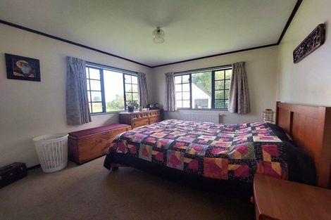 Photo of property in 33 Railway Terrace, Ohau, Levin, 5570