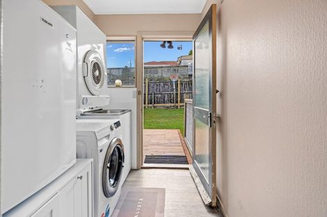 Photo of property in 10 Cartwright Road, Onerahi, Whangarei, 0110