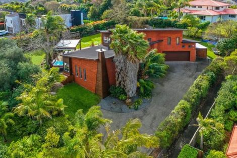 Photo of property in 28 Oakford Park Crescent, Greenhithe, Auckland, 0632