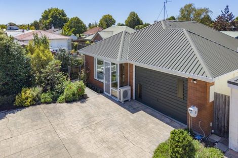 Photo of property in 2/23a Meadow Street, Papanui, Christchurch, 8052