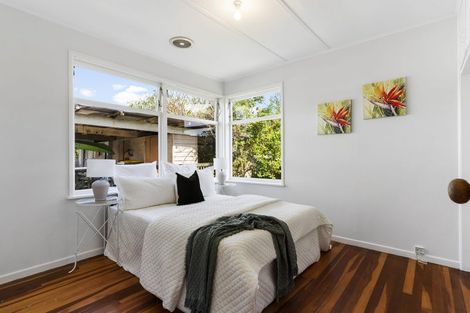 Photo of property in 3/116 Beach Haven Road, Beach Haven, Auckland, 0626