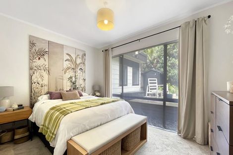 Photo of property in 2/8 Park Hill Road, Birkenhead, Auckland, 0626