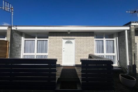 Photo of property in 4/16 Hereford Street, West End, Palmerston North, 4410