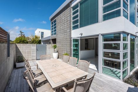 Photo of property in 41 Winchester Street, Merivale, Christchurch, 8014