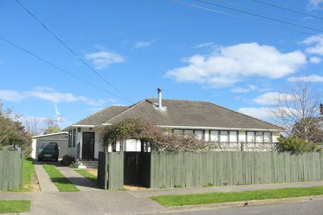 Photo of property in 2 Ward Street, Bulls, 4818