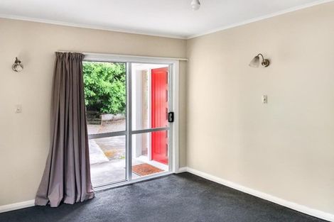 Photo of property in 11 Hillside Terrace, Saint Johns Hill, Whanganui, 4500