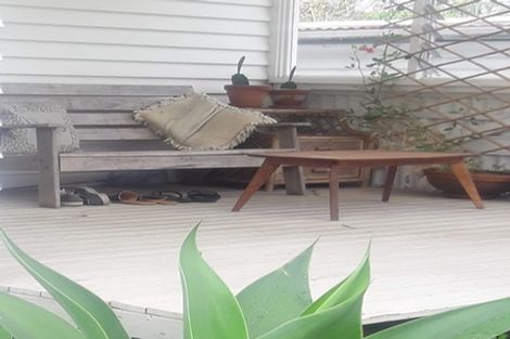 Photo of property in 2 Kerr Street, Devonport, Auckland, 0624