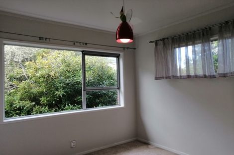 Photo of property in 34 Waverley Avenue, Glenfield, Auckland, 0629