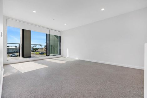 Photo of property in 413/19 Rawene Road, Birkenhead, Auckland, 0626